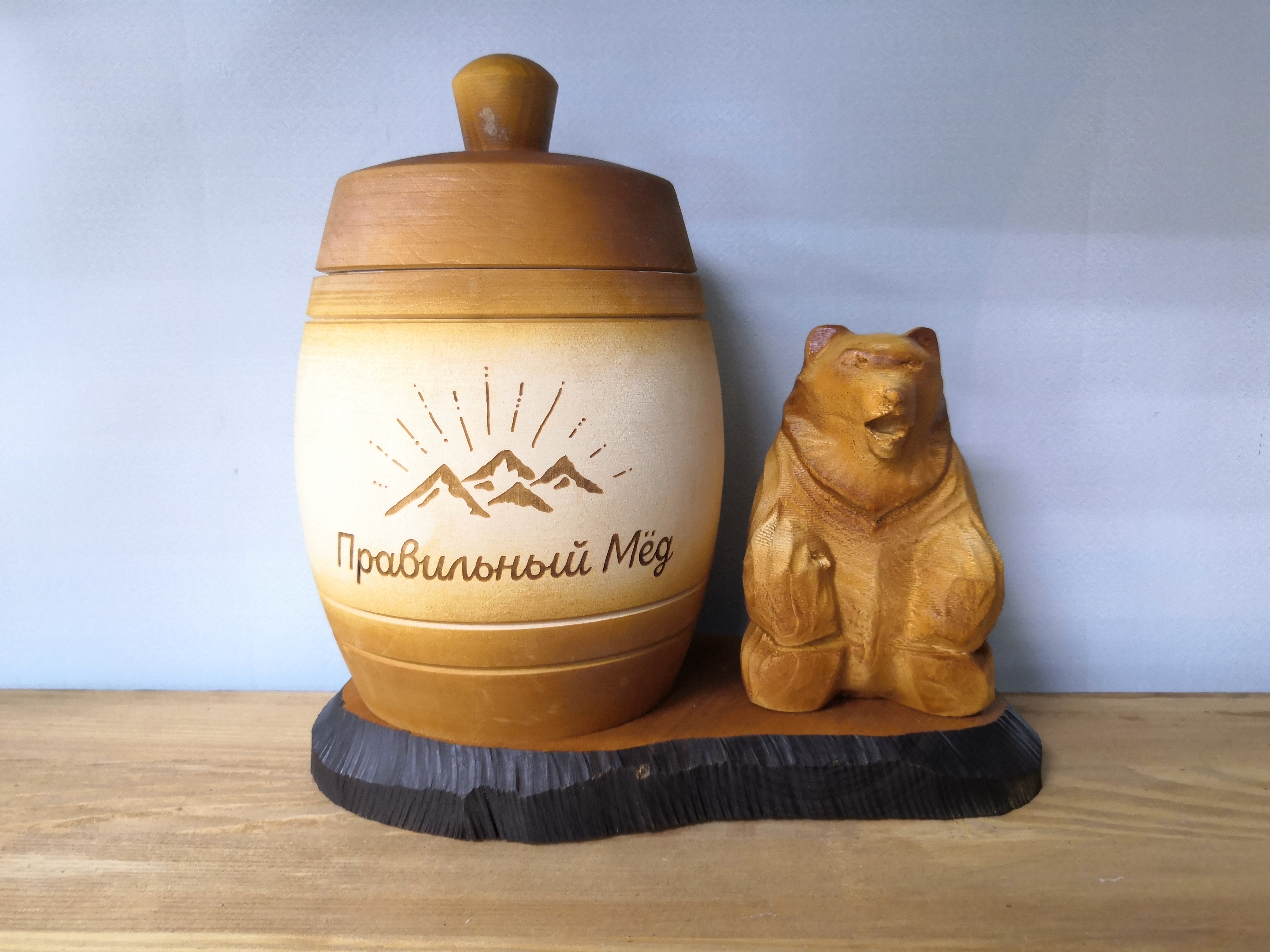 Бочонок с медведем на подставке 1 л купить в Воронеже
